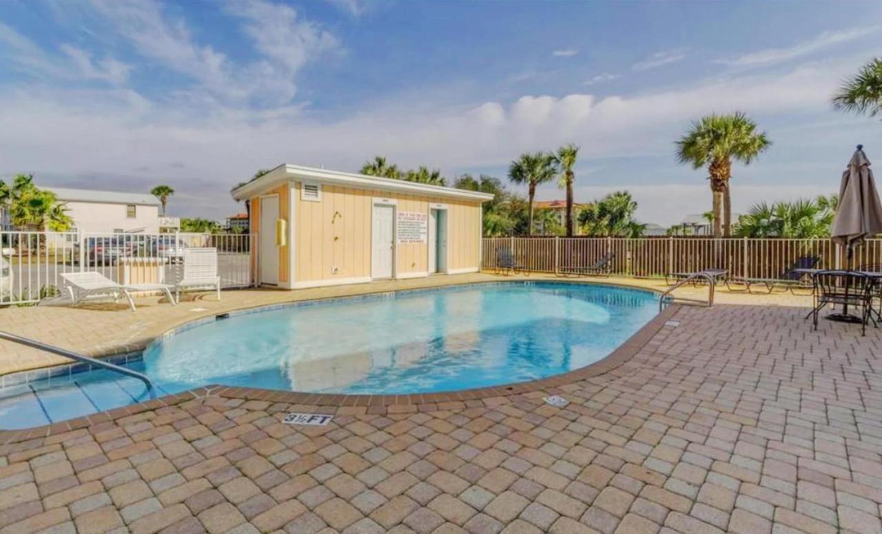 Castles West T24 Holiday home